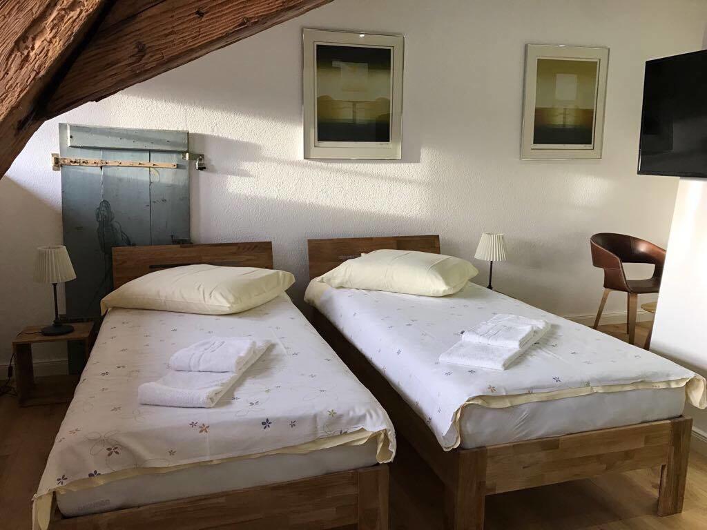 Gaestehaus Zum Anker Бизигхайм Екстериор снимка